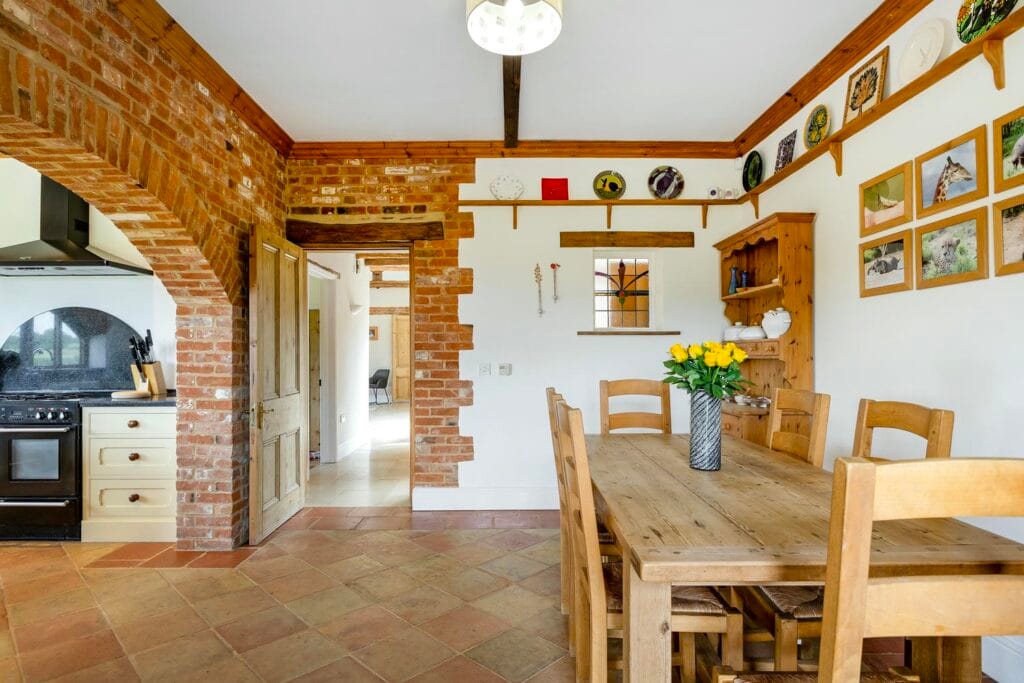 Breakfast area with view to main reception room