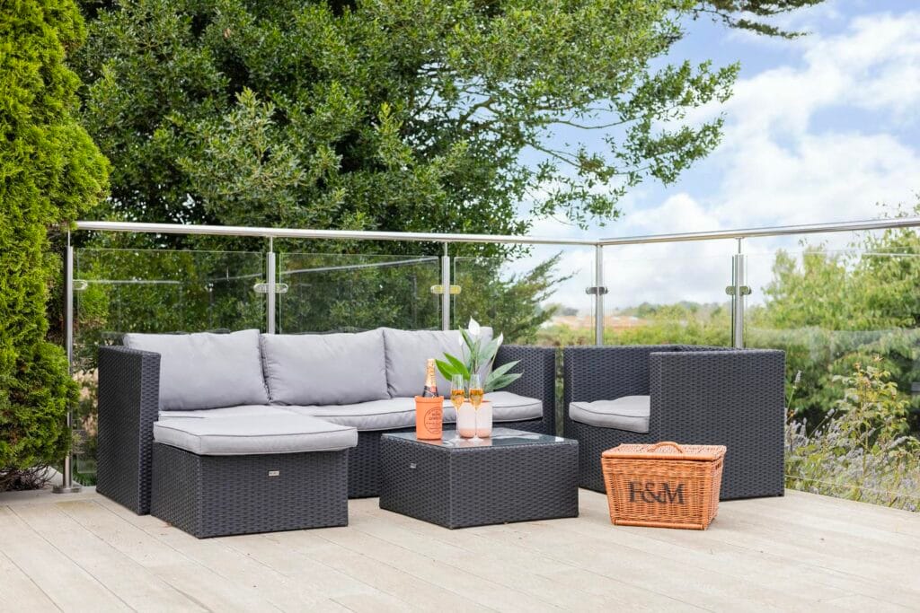 Relaxation time on the Terrace