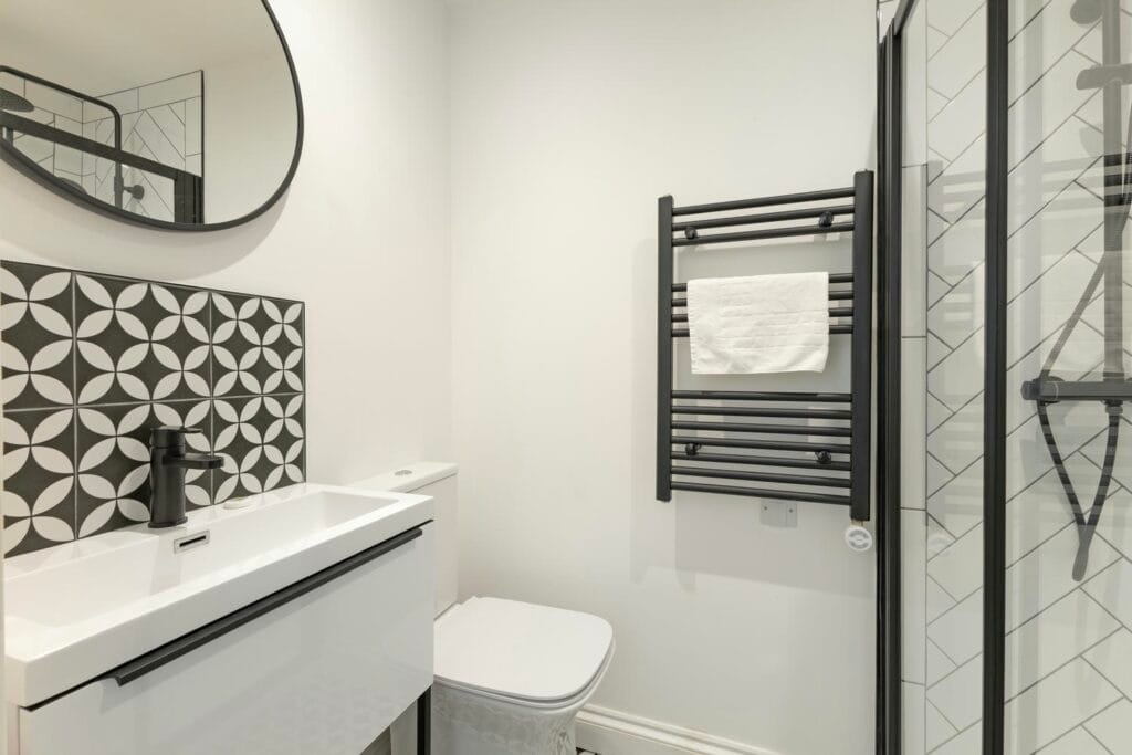 Bedroom 2 En-Suite