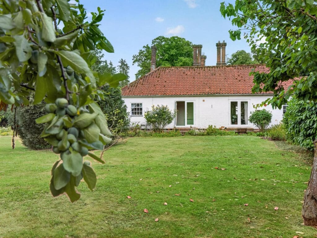 Bury's Hall Ashill cottage annexe with lawned garden and mature trees