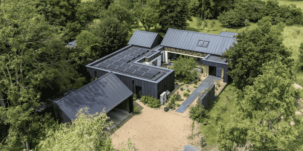 Exterior of a premium UK home represented within The Ivybridge Collection.